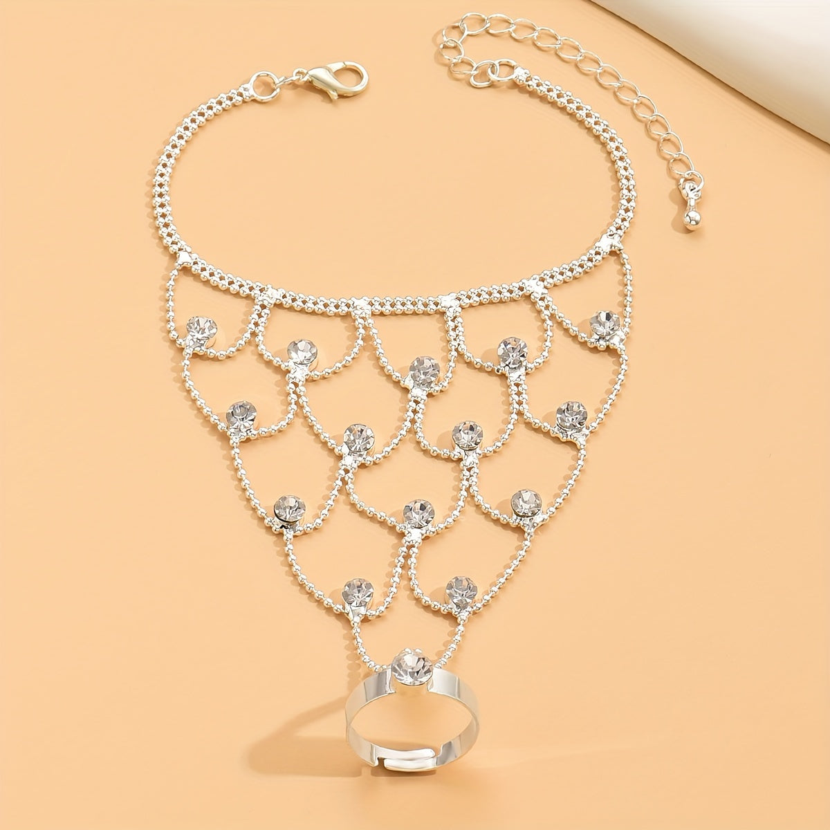 1pc Iced Out Shiny Rhinestone Mesh Finger Ring Bracelet Bling Bling Hand Back Chain Jewelry