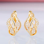 Huitan – boucles d'oreilles créoles en forme de feuille chaude pour femmes, accessoires fantaisie à la mode, pour usage quotidien, fête de mariage, mariée élégante, bijoux modernes